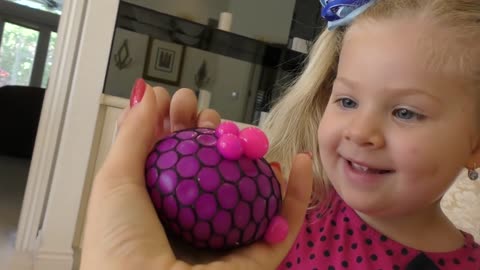Diana plays with Squishy Balls, video for children & toddlers