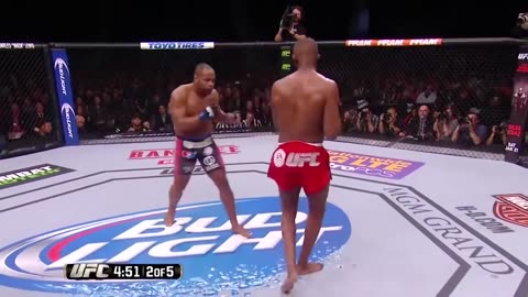 Jon Jones vs Daniel Cormier 1 Highlights