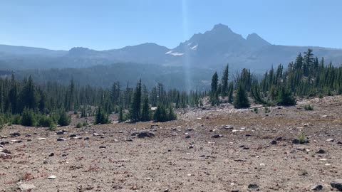 Central Oregon - Three Sisters Wilderness - Spectacular Alpine Basin
