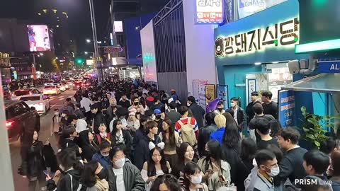 Seoul Halloween 2022 Korea live - Crowded itaewon before the crushed accident