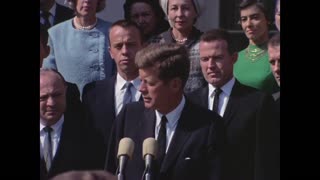 Oct. 10, 1963 | JFK Presents Collier Trophy to First U.S. Astronauts