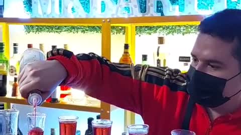 Efecto Domino, MK BARTENDING🇨🇱 es tu mejor Opción para comenzar en el mundo de Bartender.