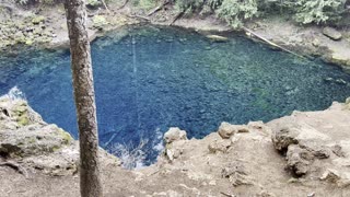 Overlooking the Tamolitch Blue Pool – Central Oregon – 4K