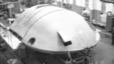EARLY RARE FOOTAGE OF A FLYING DISC IN THE HANGER AT AREA 51
