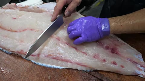 Giant Grouper Cutting Skills, Grouper Fillet Hot Pot - Taiwanese Food