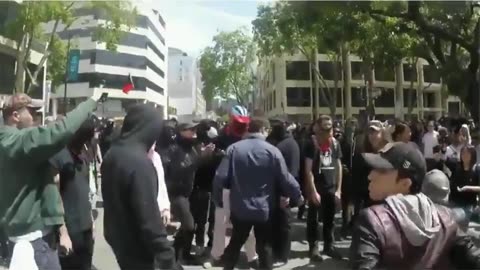 April 2017 15 Battle for Berkeley III 1.4.1 Antifa steals and pours it on disabled veteran