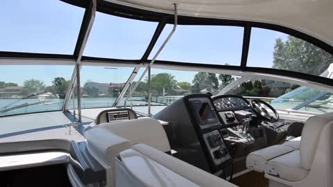 2006 Cruisers Yachts 420