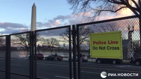 The inauguration rehearsal in the Capitol is fenced off for several hundred meters; the military is