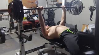 Paused bench 225 x 5