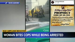 ★ WOMAN "BITES" POLICE WHILE BEING ARRESTED, FOR UNRULY CONDUCT ON AN AIRPLANE ✈️😲🤔😒