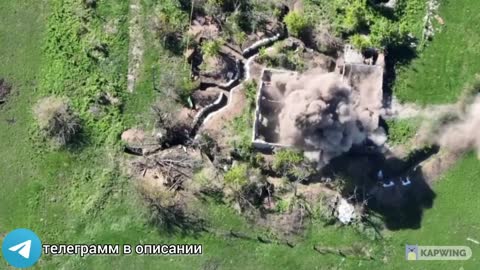 Sparta of DPR armies carry artillery strikes on a Ukranian stronghold near Avdiivka.