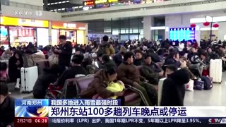 A cold snap disrupts travel across China