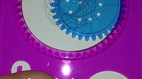 Simple Spiral Art Using A Spirograph