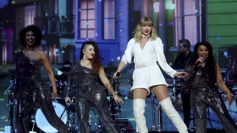 Ticketmaster faces backlash after site crashes during Taylor Swift tour sale