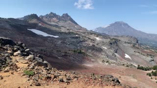 Central Oregon - Three Sisters Wilderness - Mountain Lookout - 4K