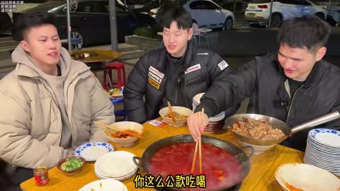 Buy And Eat Hot Pot On a Cold Night