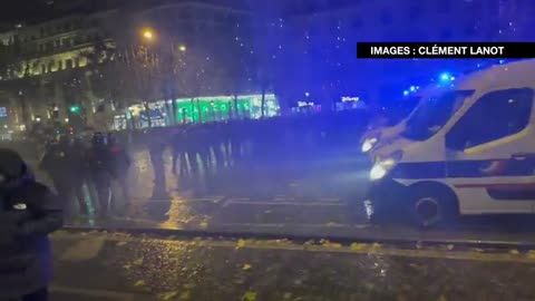 Manifestations at Champs-Élysées, Paris