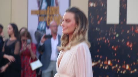 Margot Robbie - 'Once Upon a Time In Hollywood' Red Carpet Look