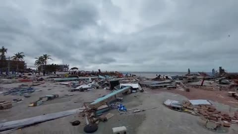 Florida: Fort Myers Beach, Times Square LEVELED