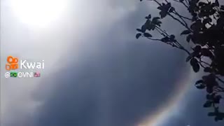 STRANGE RAINBOW APPEARS IN THE SKY AS A UFO