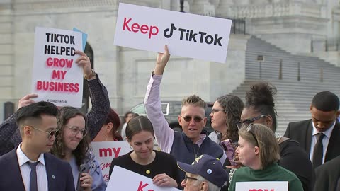 Rep. Bowman joins TikTok influencers for protest at DC Capitol