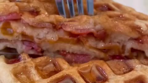 Bacon waffles 😮💨