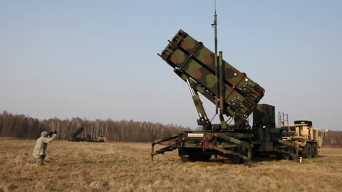 Former NATO commander urges long-range weapons for Ukraine