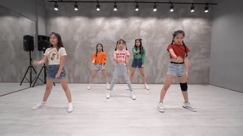 Baby Shark (Trap Remix) dance choreography