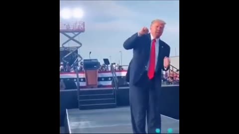 Donald Trump dancing to Liberal Hivemind Remix