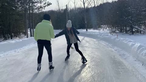This Magical 1.1 km Skating Trail Is On Top Of An Ontario Mountain (VIDEO)
