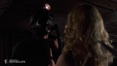 My bloody valentine (1981): Tunnel of Love scene