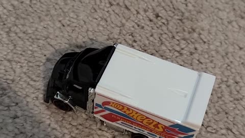 HOTWHEELS UNBOXING!!! Hiway Hauler 2!!!