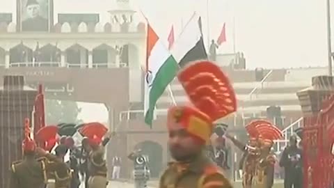 Changing of the Guard at India/Pakistan Border