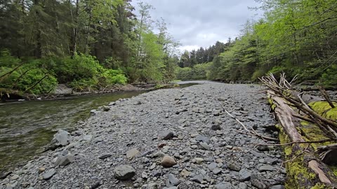 Relaxing on the river, just to clear the mind. There is no wrongs in the flow of the river.