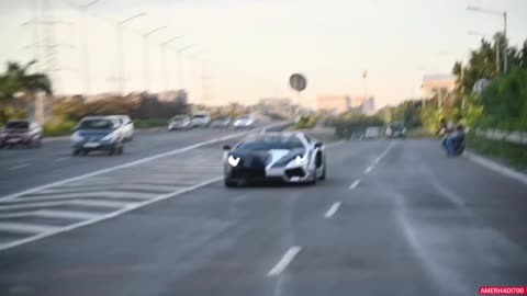 Wrapping Lamborghini car