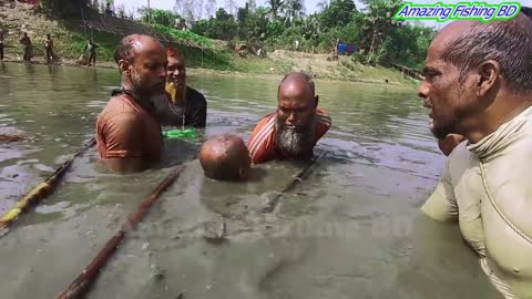 Bangla Best Amazing Big Fish Hunting | Great Fish Catching Mans.