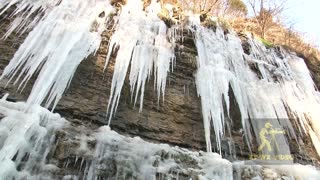 Massive Icicles I-64 Frankfort, KY