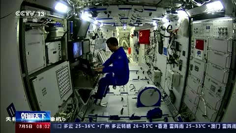 China notches up another successful spacewalk