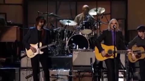 Prince, Tom Petty, Steve Winwood, Jeff Lynne and Friends ~ While My Guitar Gently Weeps