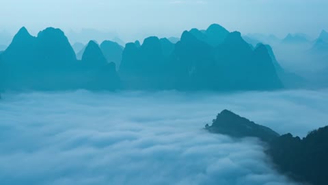 Clouds over the mountain