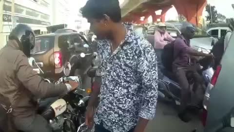 Indian Street Fights Hilarious