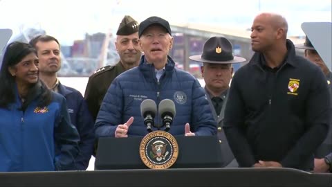 USA: Biden opens his remarks in Baltimore: By the way....