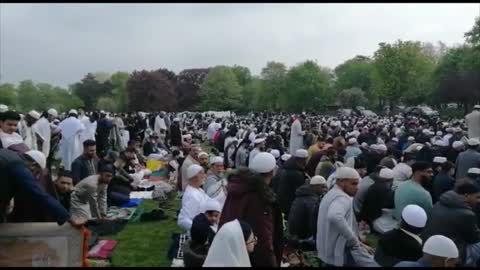 Eid Pray spinney hill park