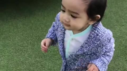 When Kids Learn to Walk - new skills of The Cuteness
