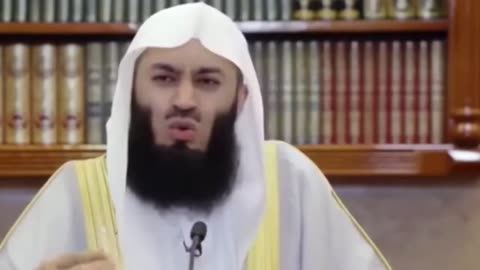 Why Is My Life Extremely Difficult? Mufti Ismail Menk || English Bayan || Safa Marva