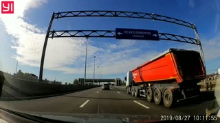 Semi Truck's Tire Bursts