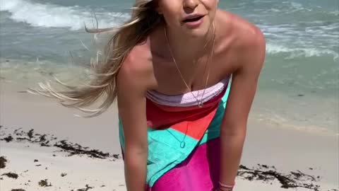 BIKINI LIFE HACK!! 😱 - #Shorts