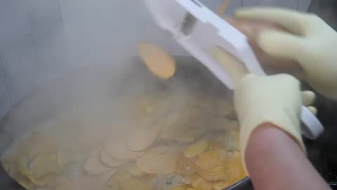 crispy sweet potato chips! made by farmers - korean street food