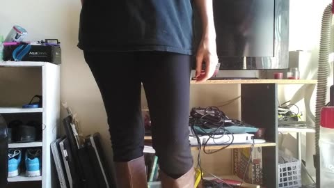 Casual leggings boots outfit of the Day