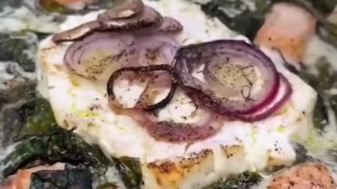 Receita de cochiglioni com salmão queijo espinafre e creme de leite fresco 😋❤️